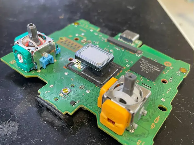 PS5 DualSense drift repair — new analog stick installed